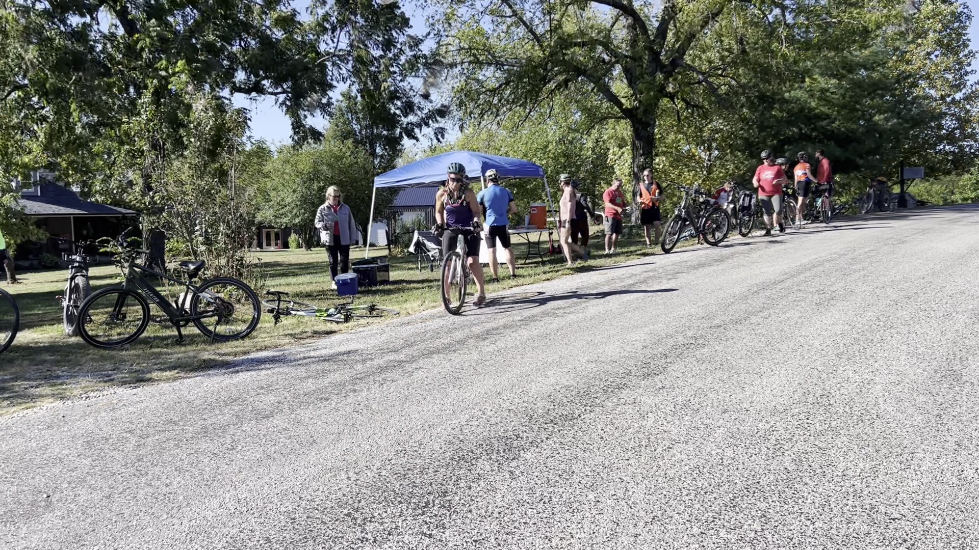 Still from a Country Miler course video showing Polk County road miles
